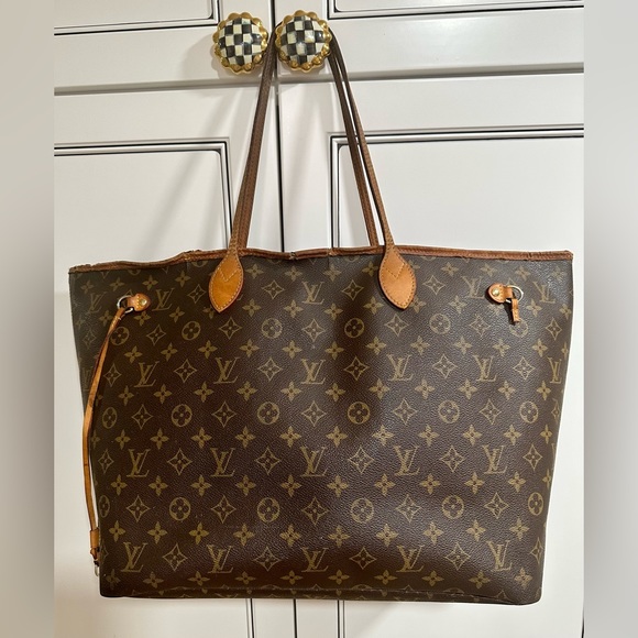 Louis Vuitton Neverfull GM - Picture 2 of 5